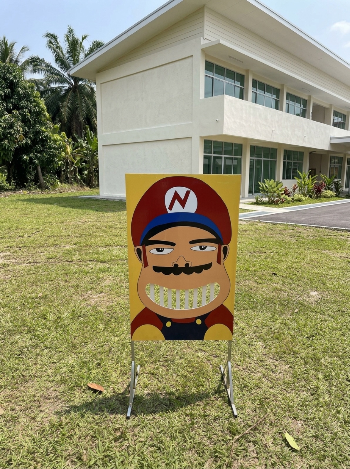 Tooth Knockout (笑掉大牙) rental in Malaysia